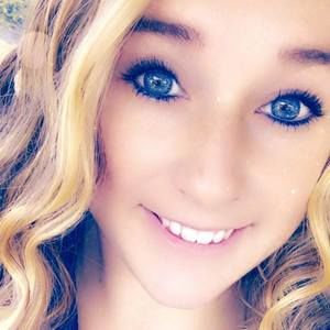 Meet your Posher, Whitney